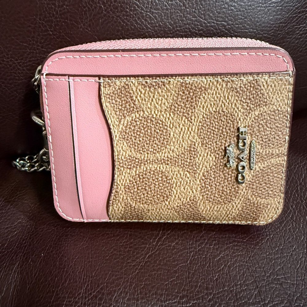 Coach Zip Card Case In Signature Canvas